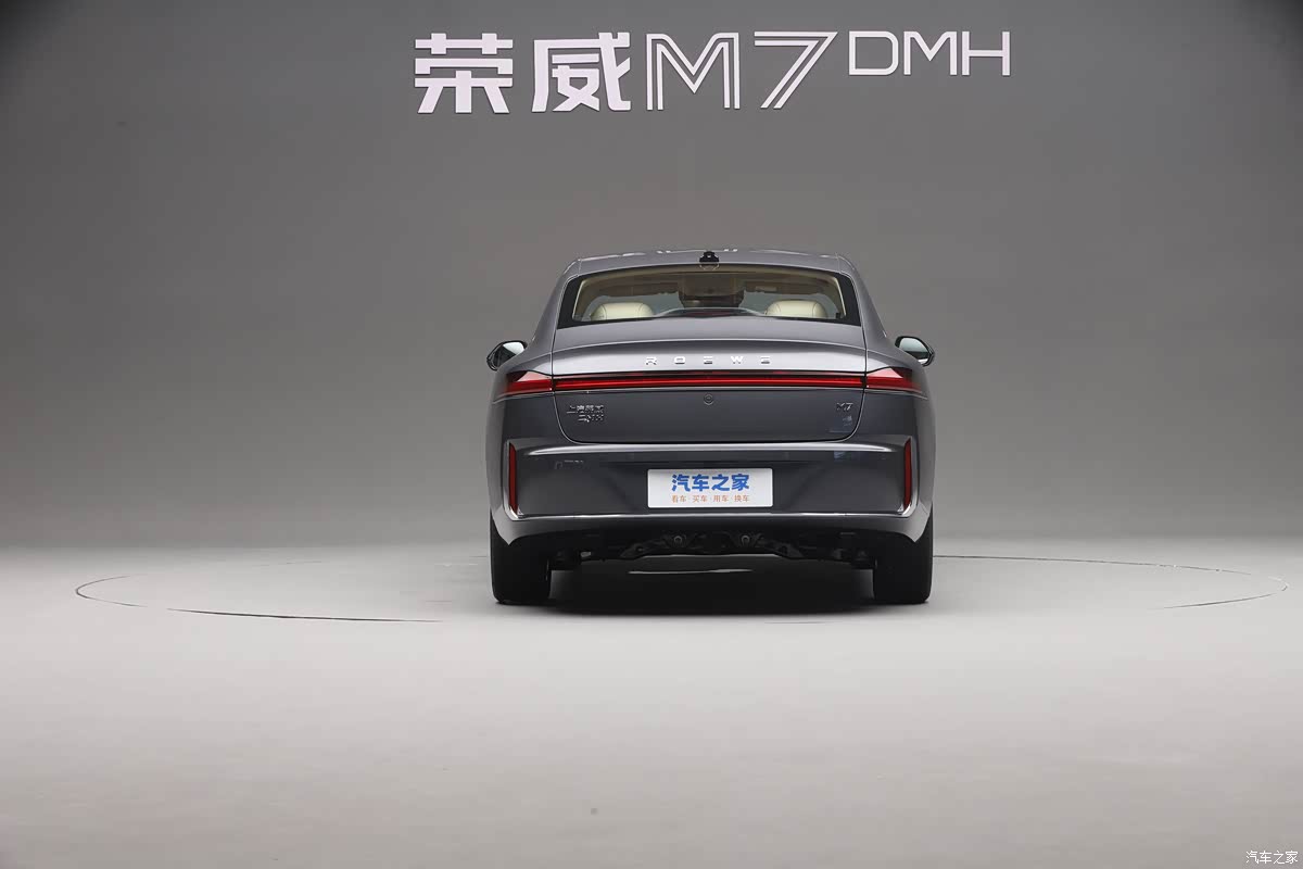 http://www2.autoimg.cn/chejiahaodfs/g25/M01/AF/18/620x0_1_autohomecar__CjIFV2heawuAHrZVAEsUqq49afw289.jpg