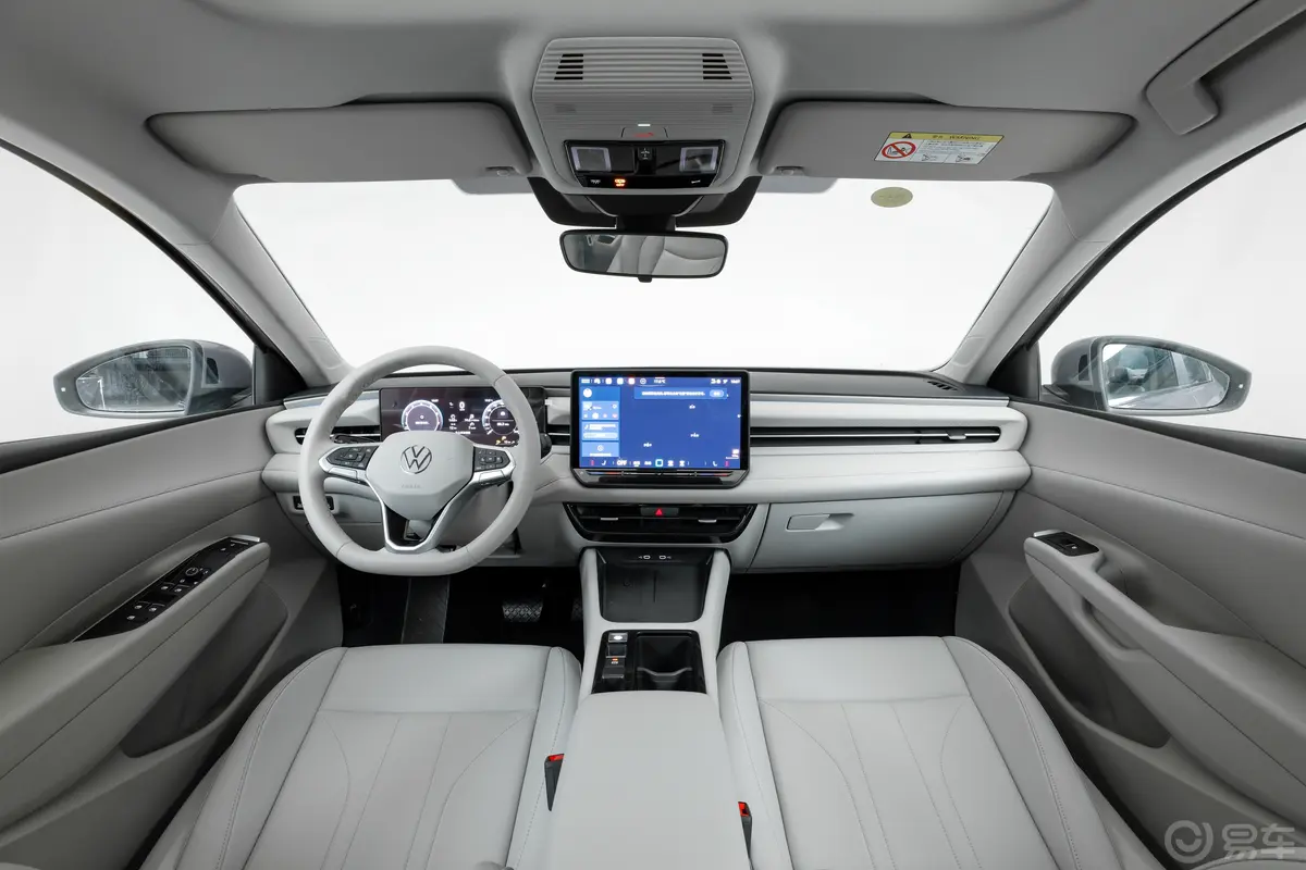 朗逸PRO 1.5T 经典版内饰全景正拍