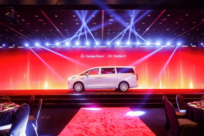 006kDdwVly1i6skithc17j32b21jbe81