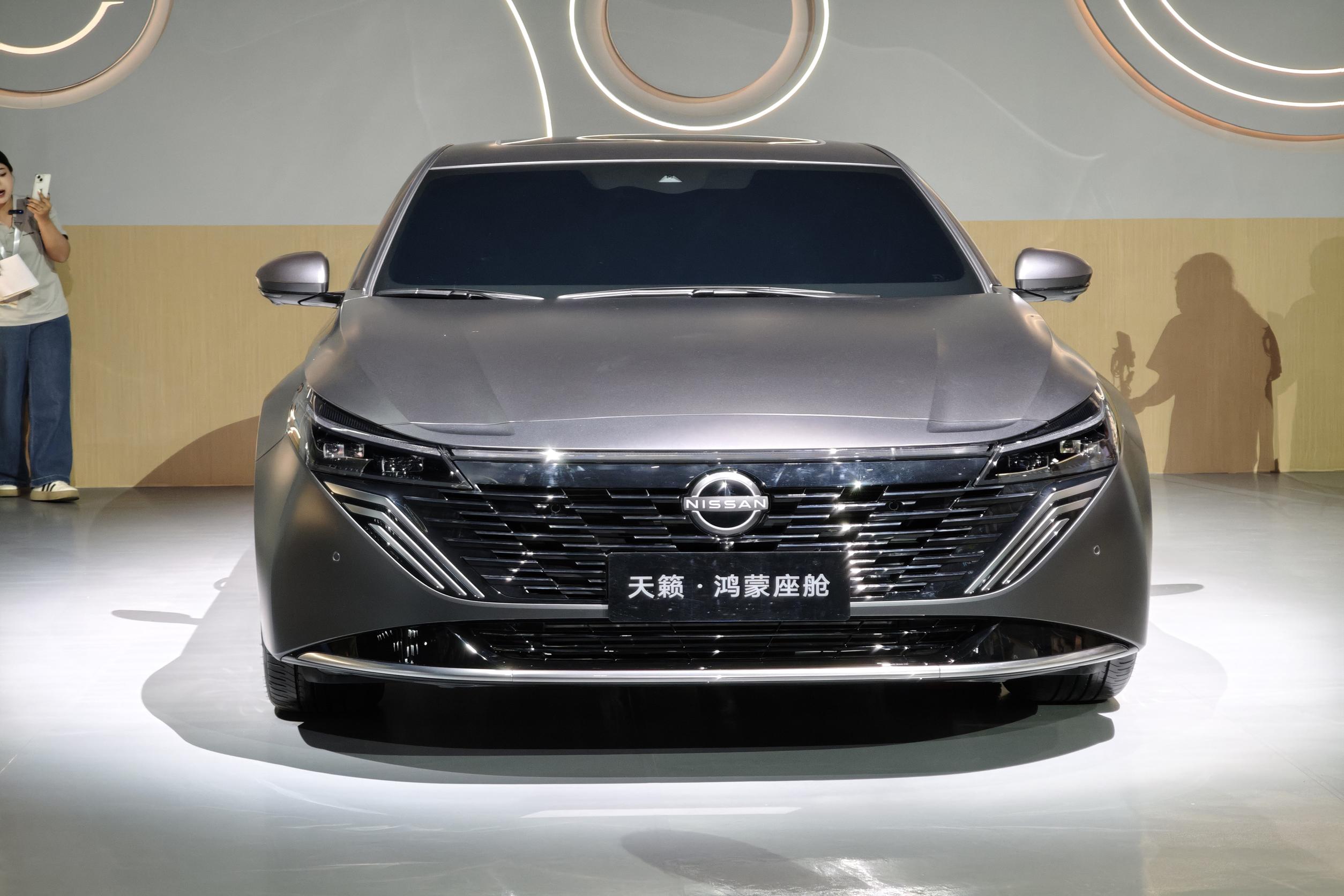 69dc2cc6668842f9b3f3efc328554790~2508x0