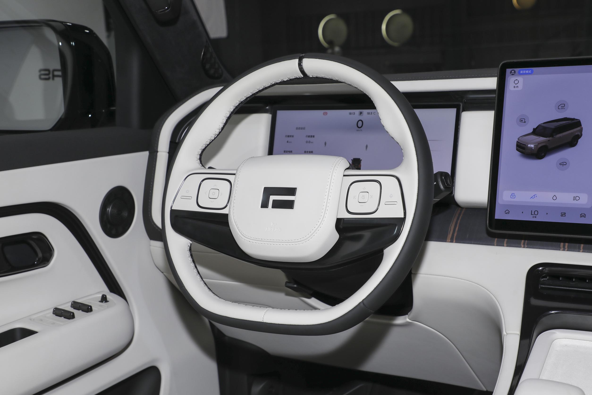 DCP_9610636cd8828265fb91872c817a3821~2508x0