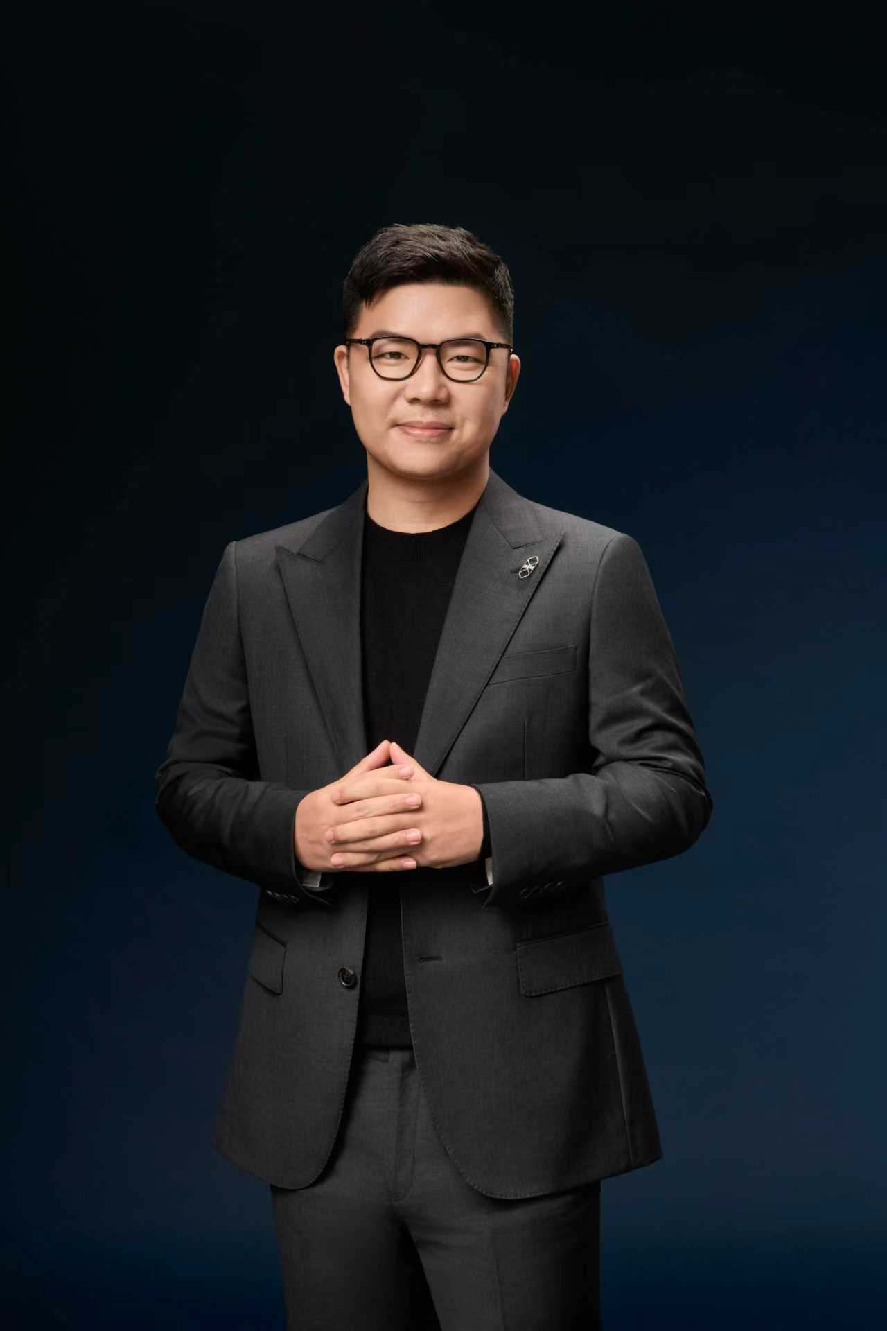 722e3693gy1i98xidyjxkj20zk1hct9t