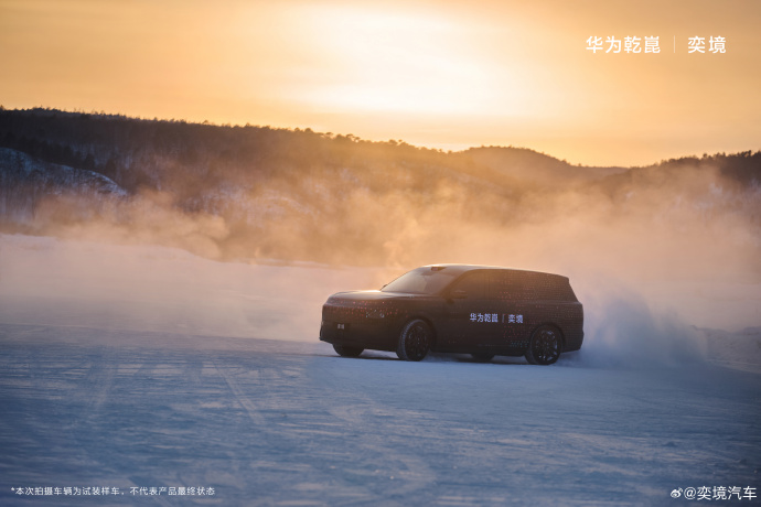 009WqGiZgy1i9kfk3luytj36dc48w7wo