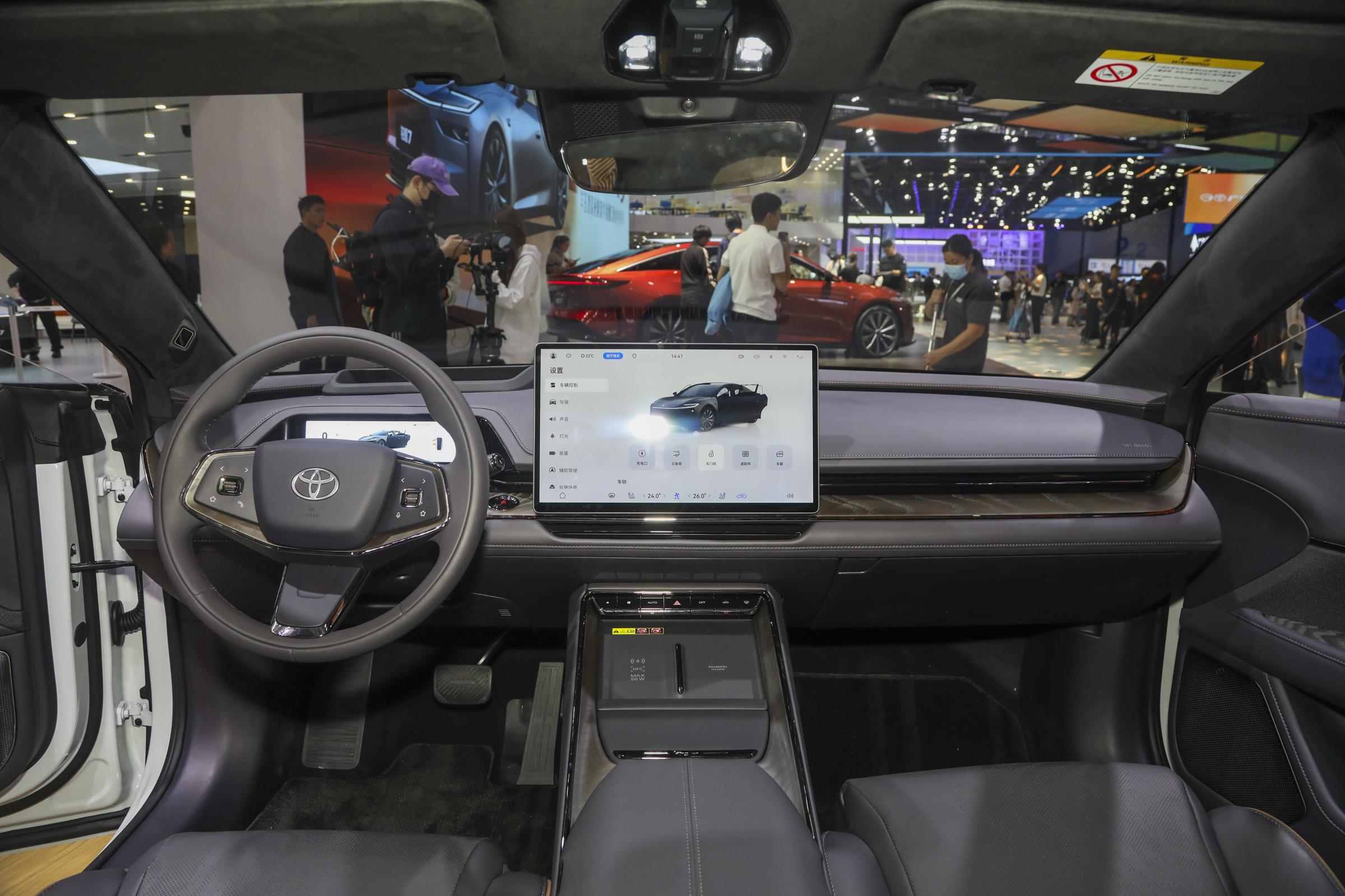 8251598bb8764ad697ebbc18eb42462b~2508x0