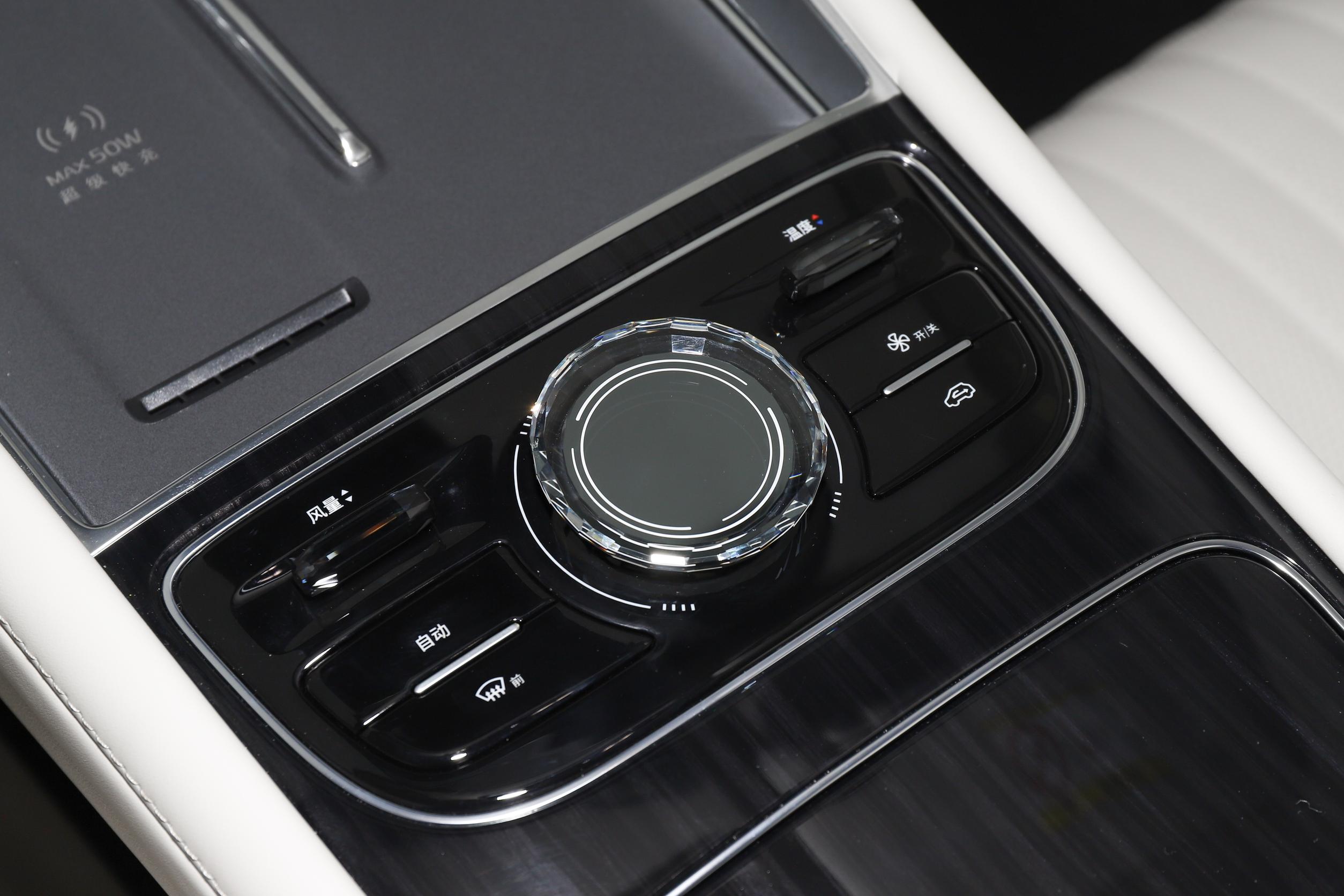 DCP_30c3a2ce9a9c2b29e84c1a7df0b29011~2508x0