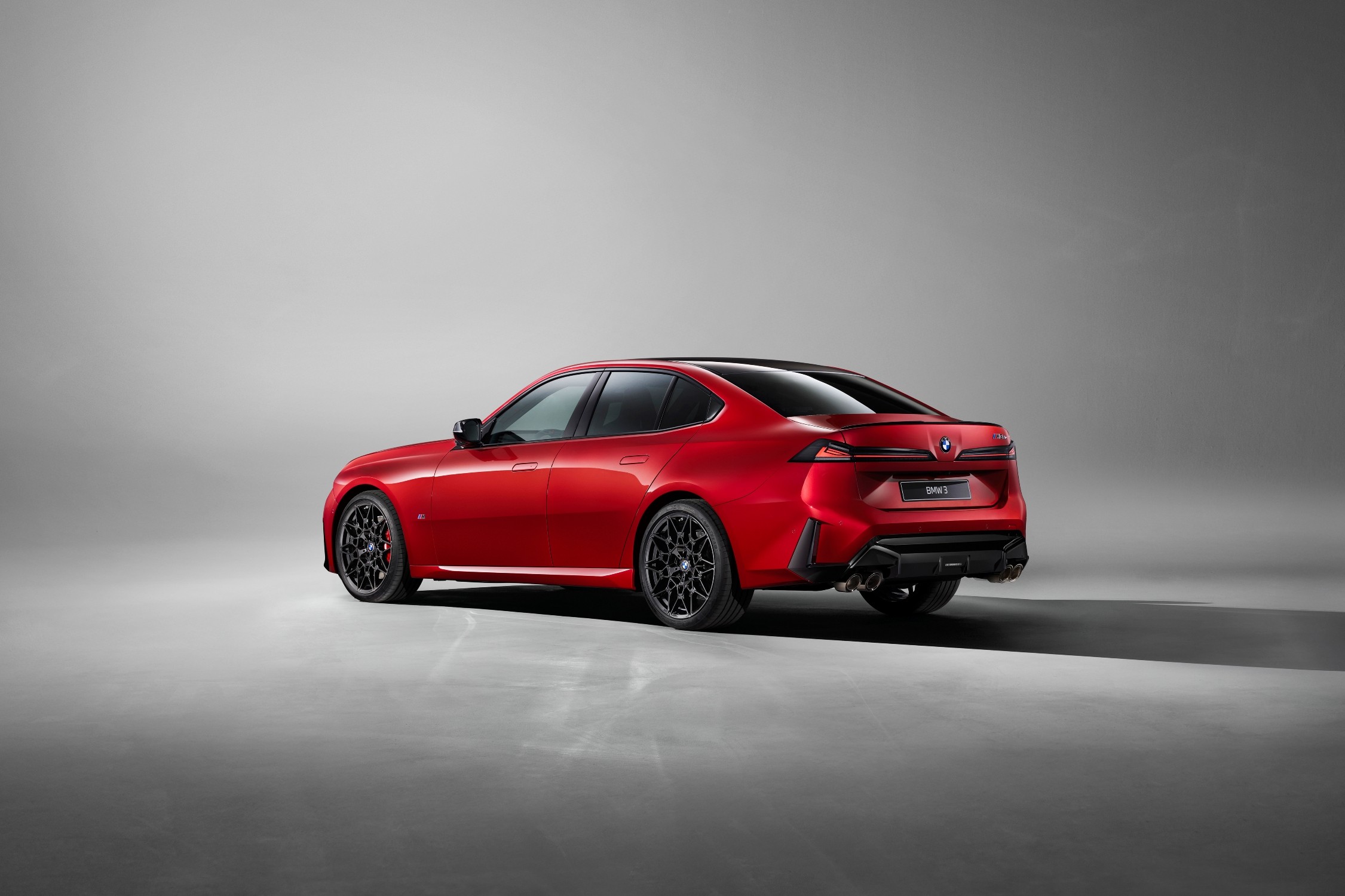 P90657786_lowRes_the-new-bmw-3-series P90657786_lowRes_the-new-bmw-3-series